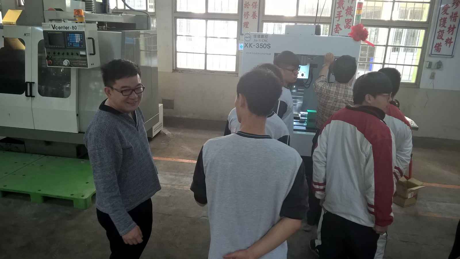 20151229 機械科4軸加工機~教師研習~黃鏡峰老師