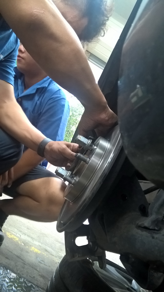 20180617 汽車~煞車~輪胎更換