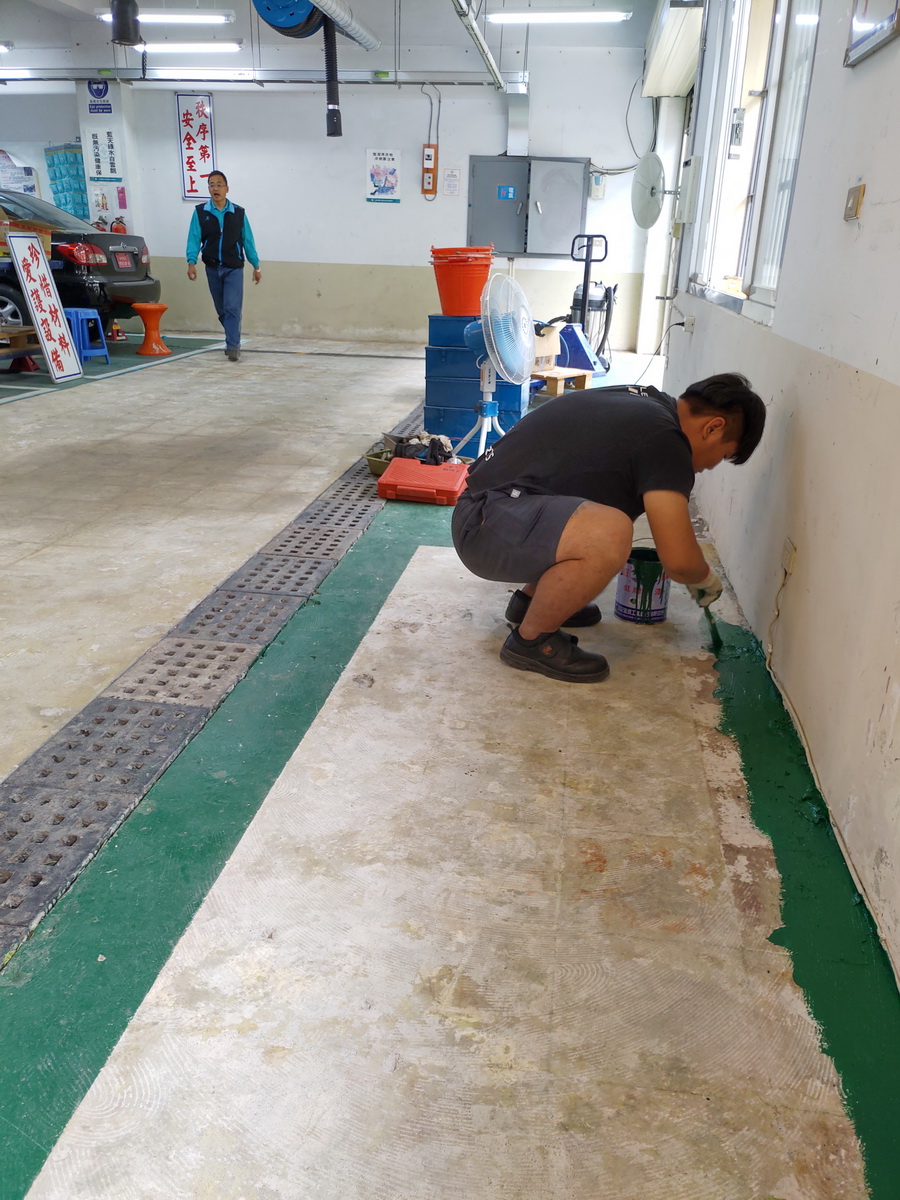 20191221 學生DIY油漆工作區及水溝蓋