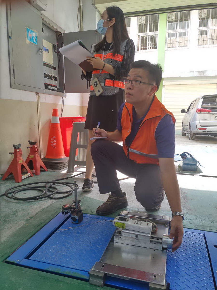 20201130 國家級檢驗-中正大學~檢驗煞車試驗器與偏滑板