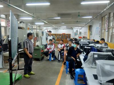 20181012 專業人士郭裕敏老師~CNC車床授課